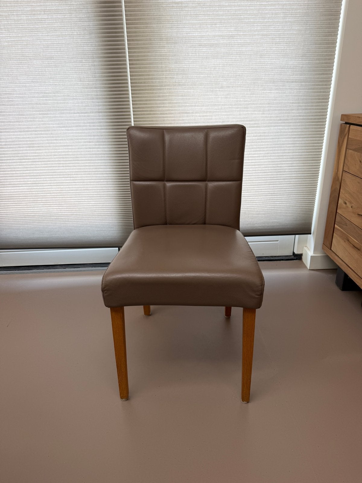 Lederen eetkamerstoelen - taupe (6 stuks), Huis en Inrichting, Ophalen, Gebruikt, Overige kleuren, Vijf, Zes of meer stoelen