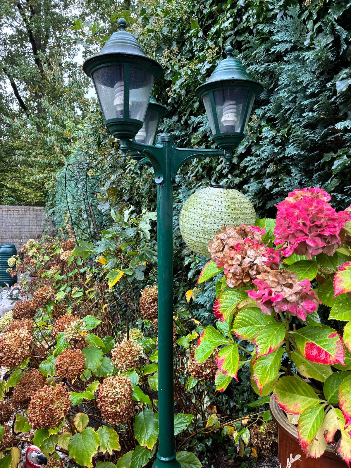 Groene buitenlamp met twee lantaarns - Klassiek design, Ophalen, Gebruikt, Minder dan 50 watt, Staande lamp