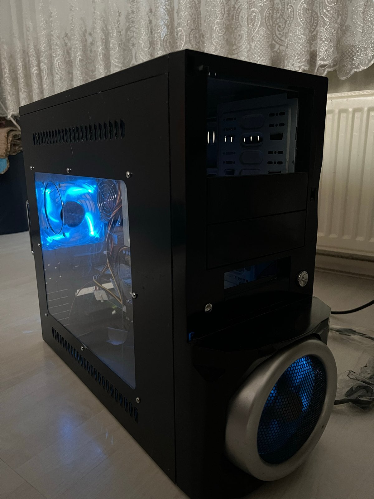 PC / Computer, Computers en Software, Desktop Pc's, Ophalen, Gebruikt, HDD, Minder dan 4 GB
