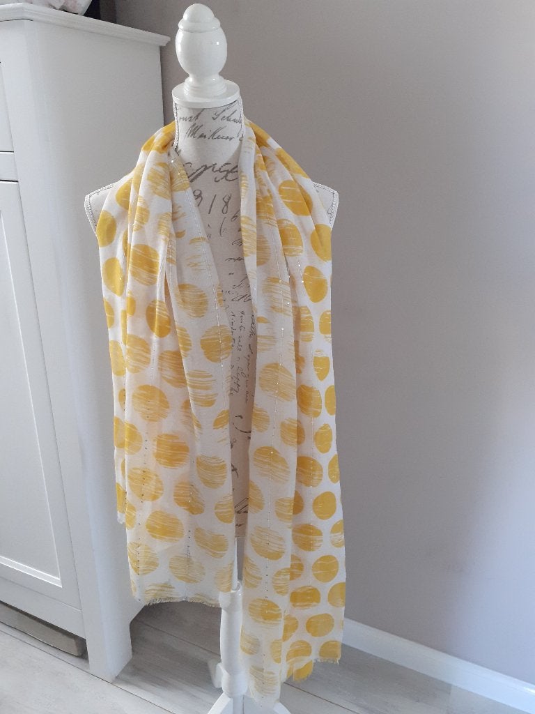 Prachtig gele stip polkadot zomer/najaar sjaal, nieuw!, Ophalen of Verzenden, Nieuw, Maat 38/40 (M), Sjaal