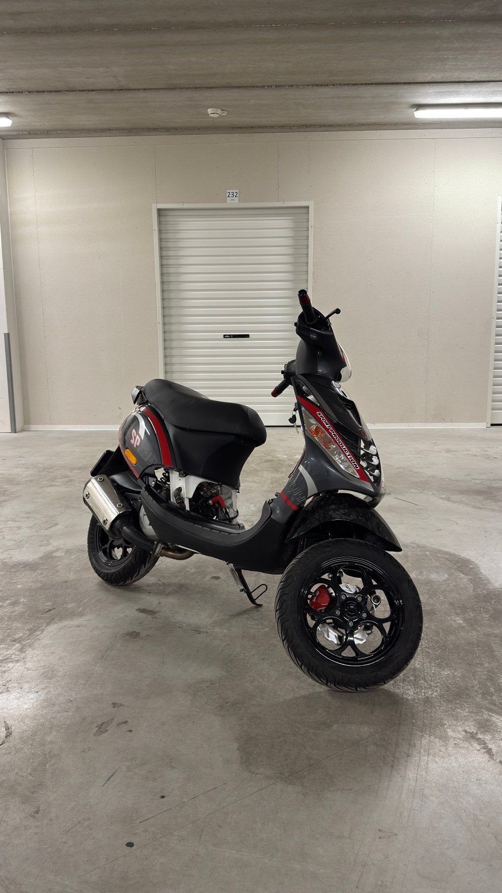 Piaggio zip 125cc LC, Ophalen, Zo goed als nieuw, Tweetakt, Zip