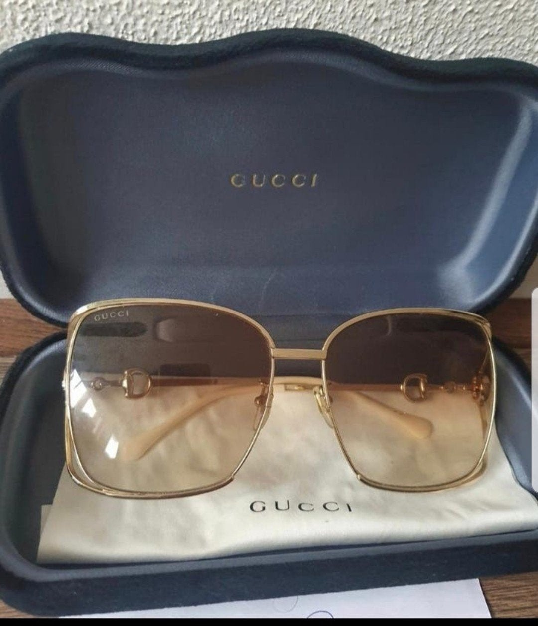 Orginele Gucci zonnebril, Sieraden, Tassen en Uiterlijk, Zonnebrillen en Brillen | Dames, Ophalen, Zo goed als nieuw, Overige merken