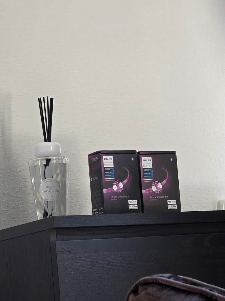 Philips Hue Lightstrip Plus 1 meter uitbreiding (2 stuks), Huis en Inrichting, Ophalen of Verzenden
