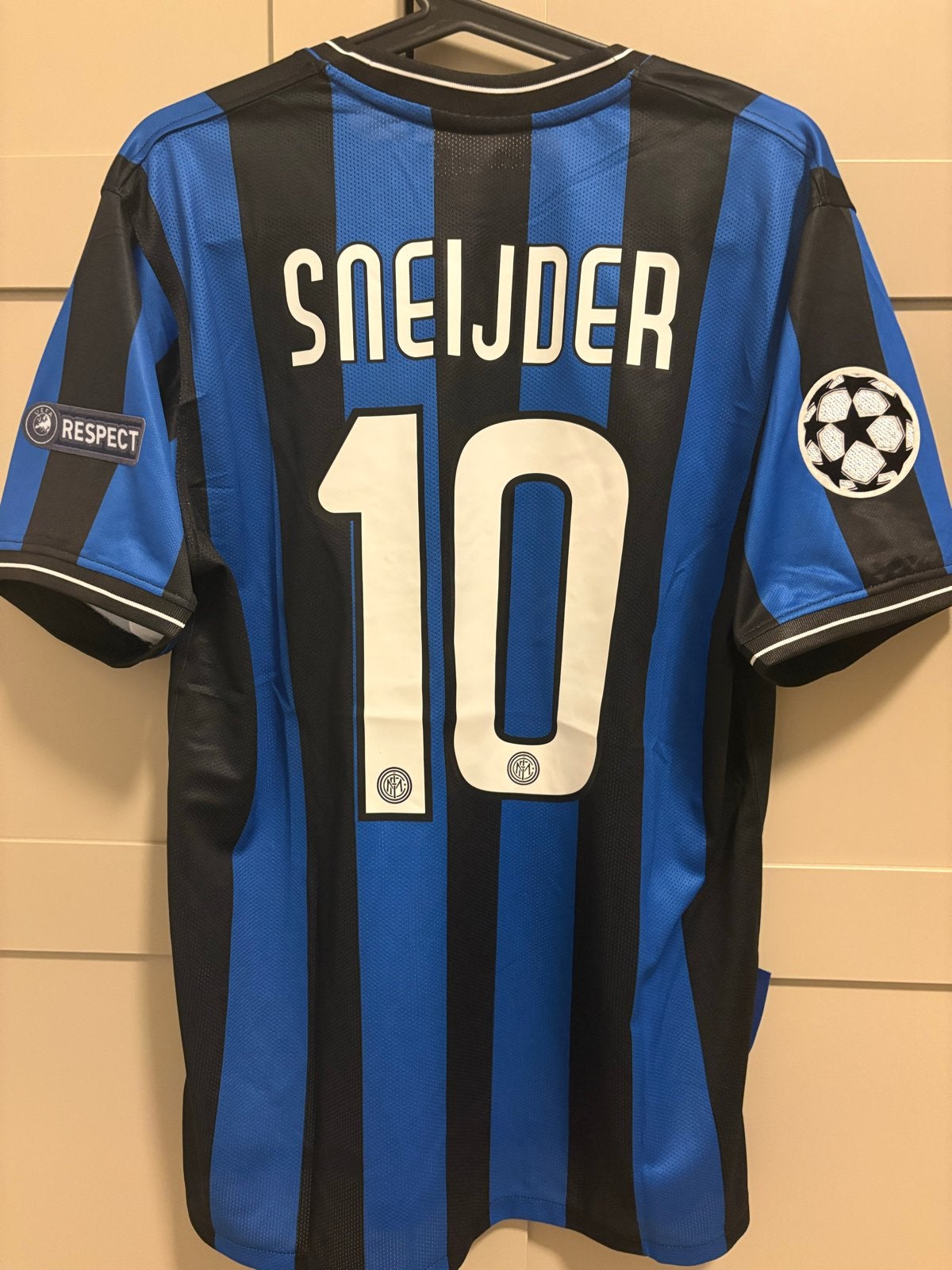 Retro Inter Milan 2010 Wesley Sneijder medium zanetti nike, Nieuw, Ophalen of Verzenden, Voetbal, Maat 48/50 (M)