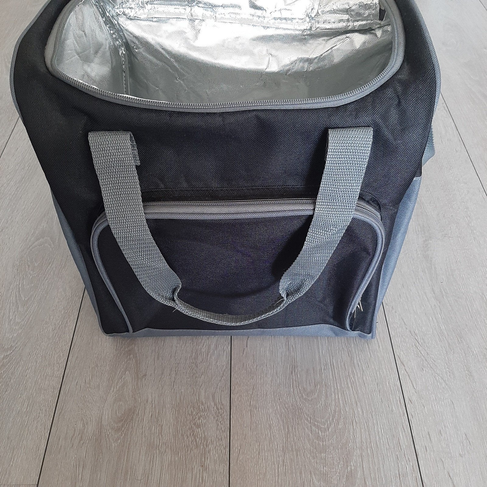 Handige Koeltas - Ideaal voor picknicks en uitjes, Ophalen, Zo goed als nieuw, Koeltas, Koelelement