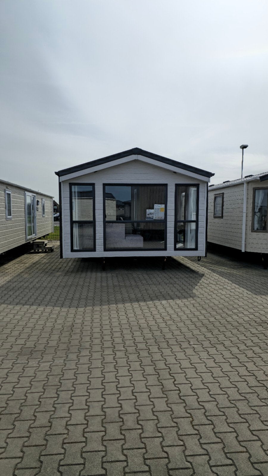 Foto 8 van Stacaravan / Chalet: Stebo Special Chalet 12x4m met 2 Riante