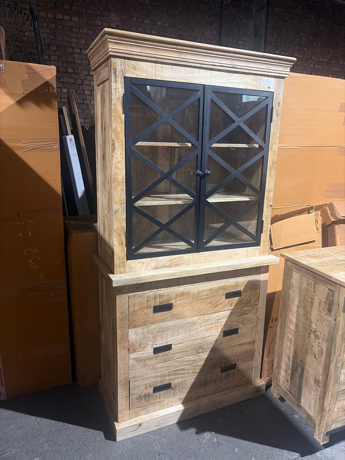 Vitrinekast mangohout 200x100x45 - Weco Meubelen, Ophalen, Nieuw