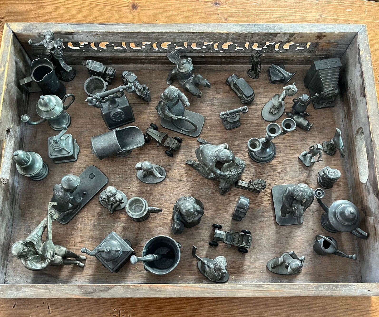 Verzameling tinnen beeldjes en miniaturen, Ophalen, Zo goed als nieuw