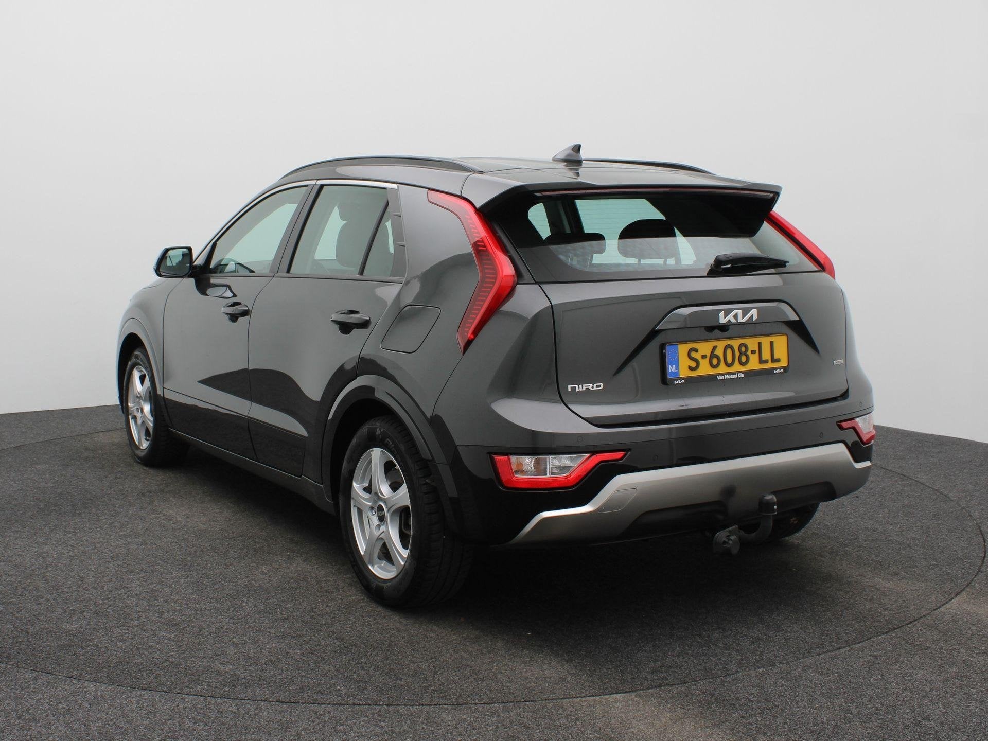 Foto 4 van Kia Niro 1.6 GDi Hybrid DynamicLine | Clima | Navi | Trekhaa