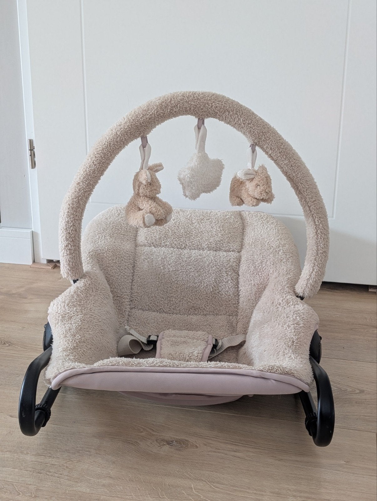Wipstoel van Little Dutch beige met konijnen, Kinderen en Baby's, Overige merken, Wipstoel, Ophalen of Verzenden, Met gordel(s) of riempje(s)