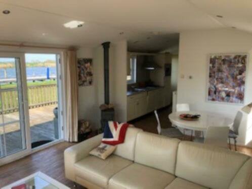 Grou chalet huur aan het water evt met ligplaats, Ophalen of Verzenden