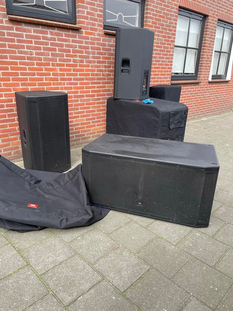 JBL SRX800 actieve PA set - 2x top, 2x sub, Muziek en Instrumenten, Ophalen of Verzenden, Gebruikt