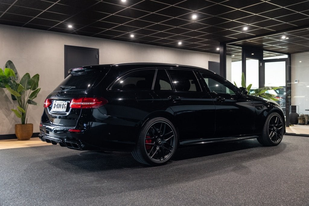 Mercedes-Benz E-Klasse Estate AMG 63 S 4M. Pr. Pl. | 360 Cam, Gebruikt, 138 €/maand, Zwart, Vierwielaandrijving