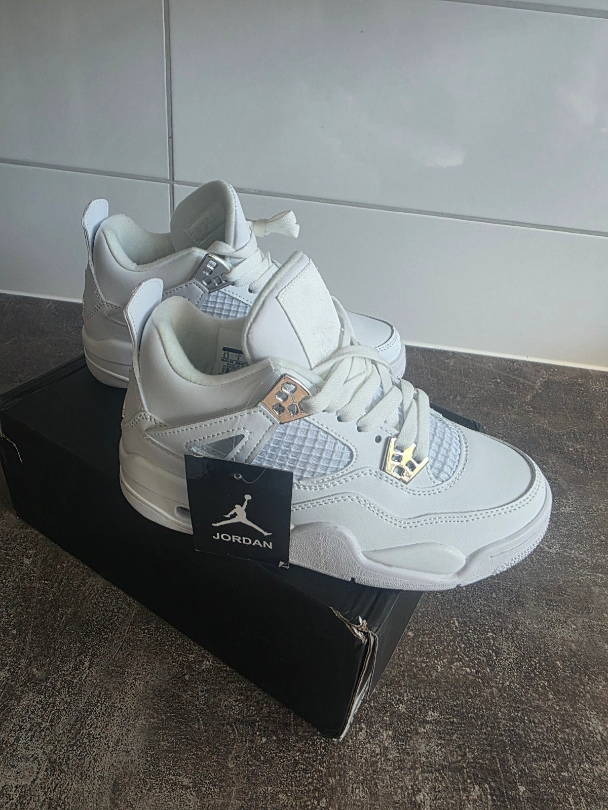 Jordan 4 wit, Ophalen of Verzenden, Nieuw, Jongen of Meisje, Schoenen