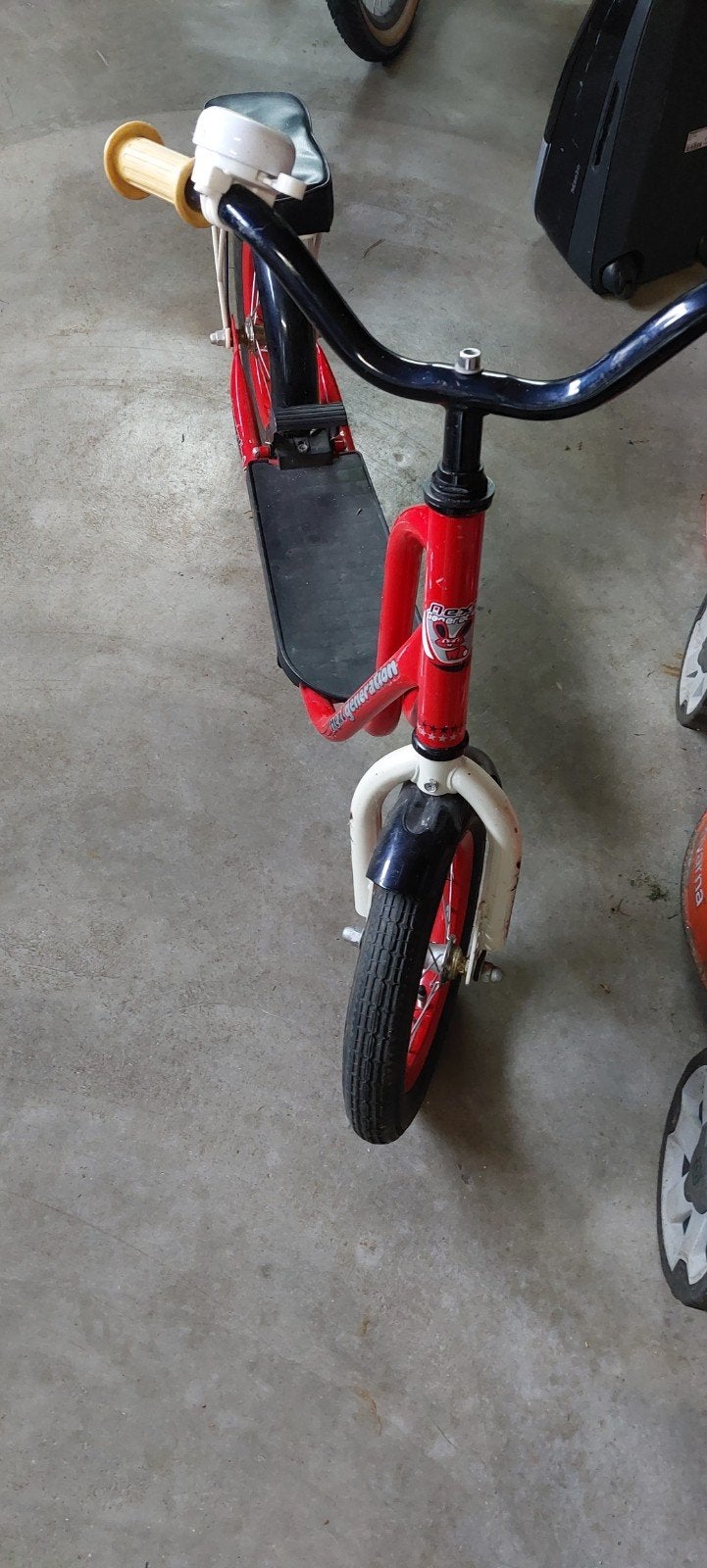 Rode Next Generation step met zitje, Fietsen en Brommers, Steps, Ophalen, Gebruikt, Gewone step, Next Generation