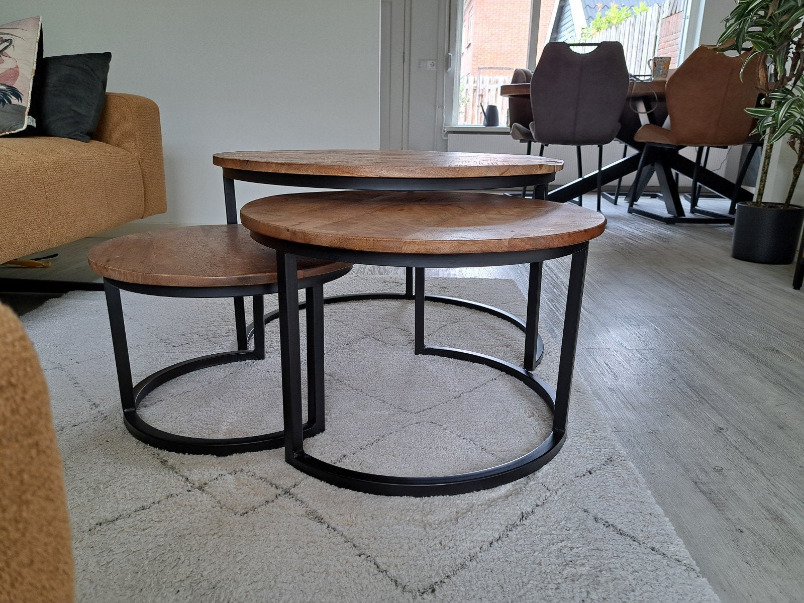 Ronde Salontafels Mango Hout, set van 3, Ophalen, 50 tot 100 cm, Rond, 50 tot 100 cm