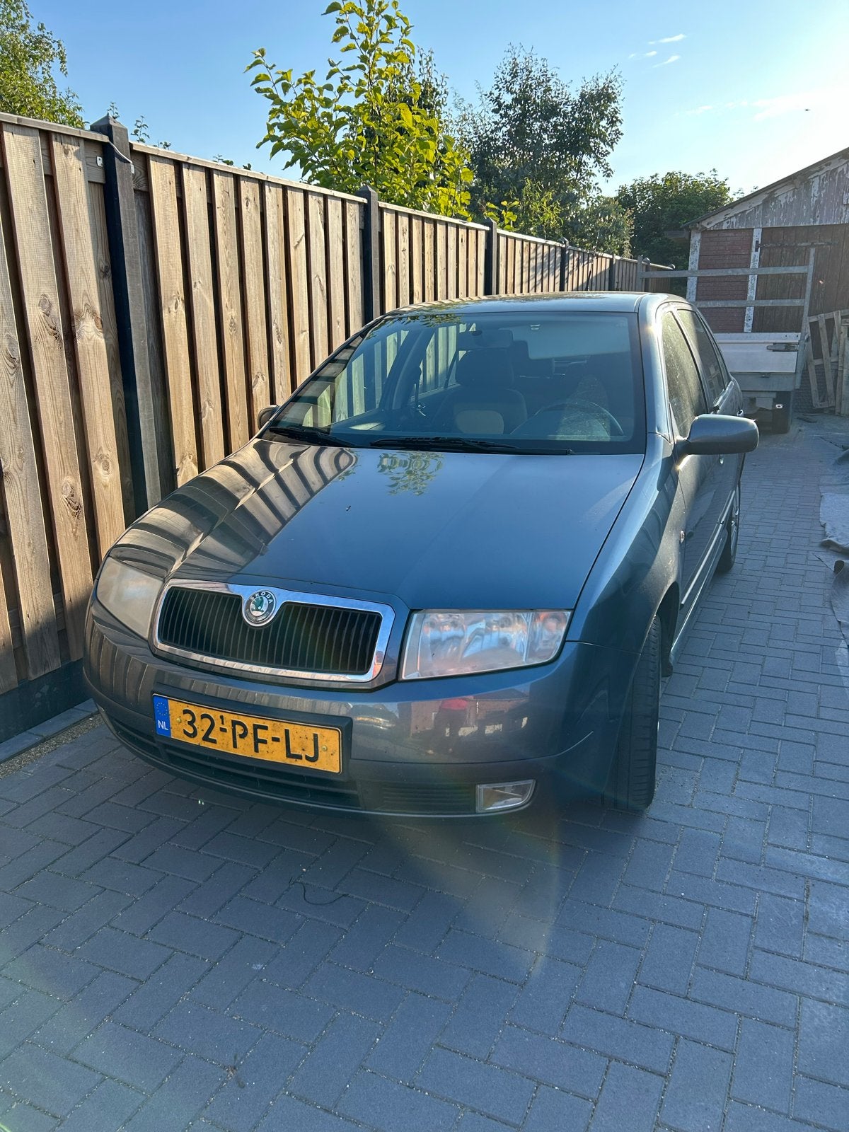 Skoda Fabia 1.4 55KW 2004 Grijs, Auto's, Voorwielaandrijving, Zwart, Origineel Nederlands, Particulier