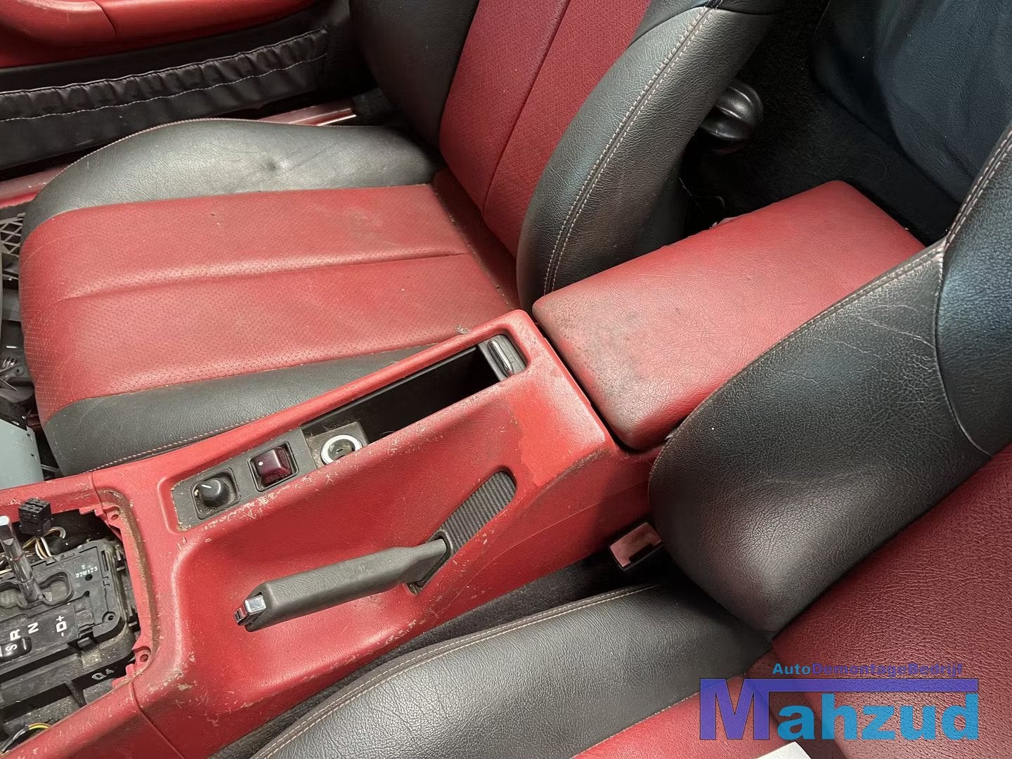 MERCEDES SLK R170 ROOD armsteun 1996-2004, Auto-onderdelen, Gebruikt, Mercedes-Benz AG, Mercedes-Benz, Ophalen of Verzenden