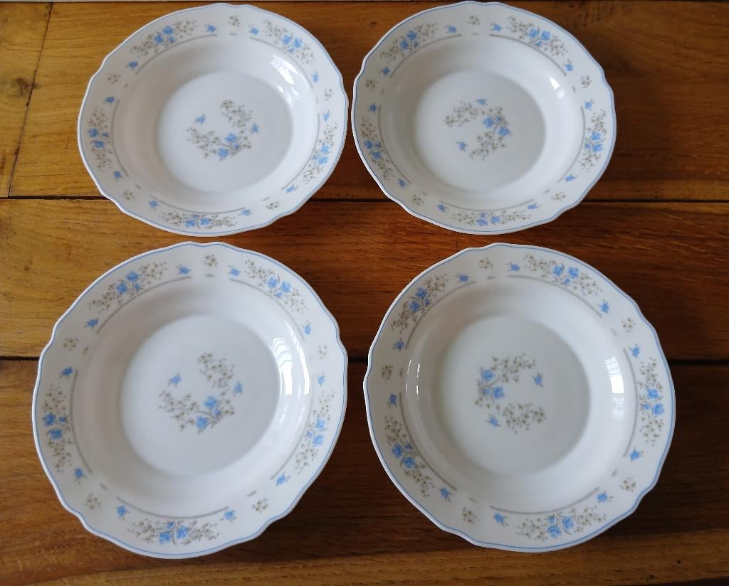 Set van 4 Arcopal Romantique diepe borden, Gebruikt, Ophalen of Verzenden, Glas, Bord(en)