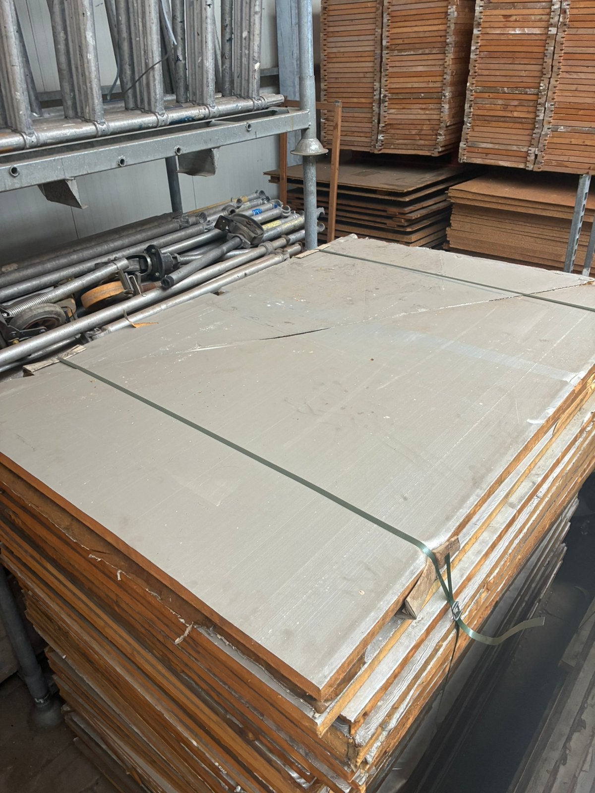 Isolatie 3 cm dik gebruikt en goedkoop € 1,50 pm2 lees tekst, Doe-het-zelf en Verbouw, Ophalen, Gebruikt, Overige materialen, 15 m² of meer