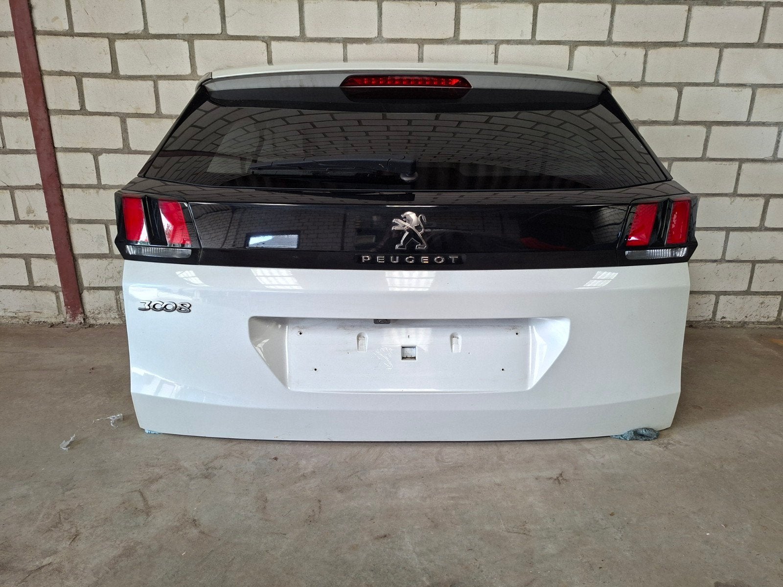 achterklep  en bumper Peugeot 3008, Ophalen, Peugeot, Bumper