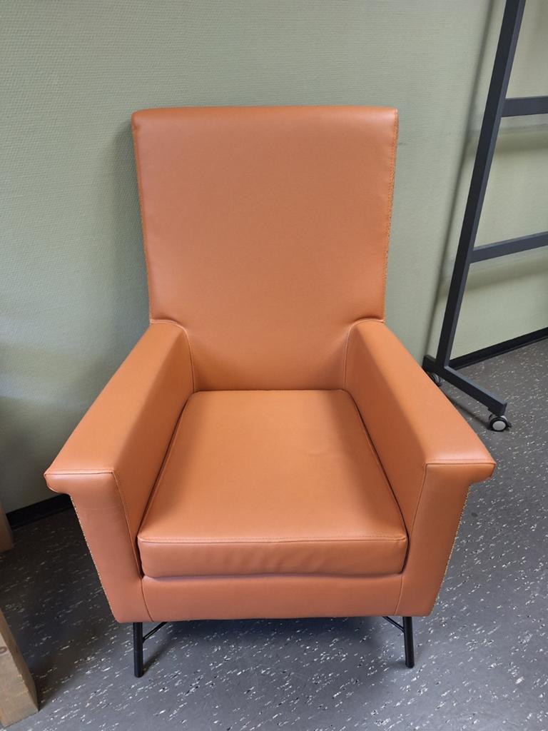 Comfortabele fauteuil - Oranje/bruin, Gebruikt, 75 tot 100 cm, Ophalen of Verzenden, Stof