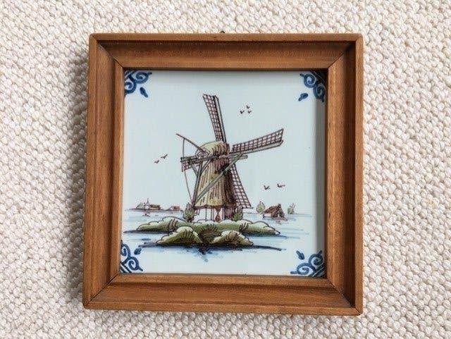 Wandtegel Makkum molen, Antiek en Kunst, Ophalen of Verzenden