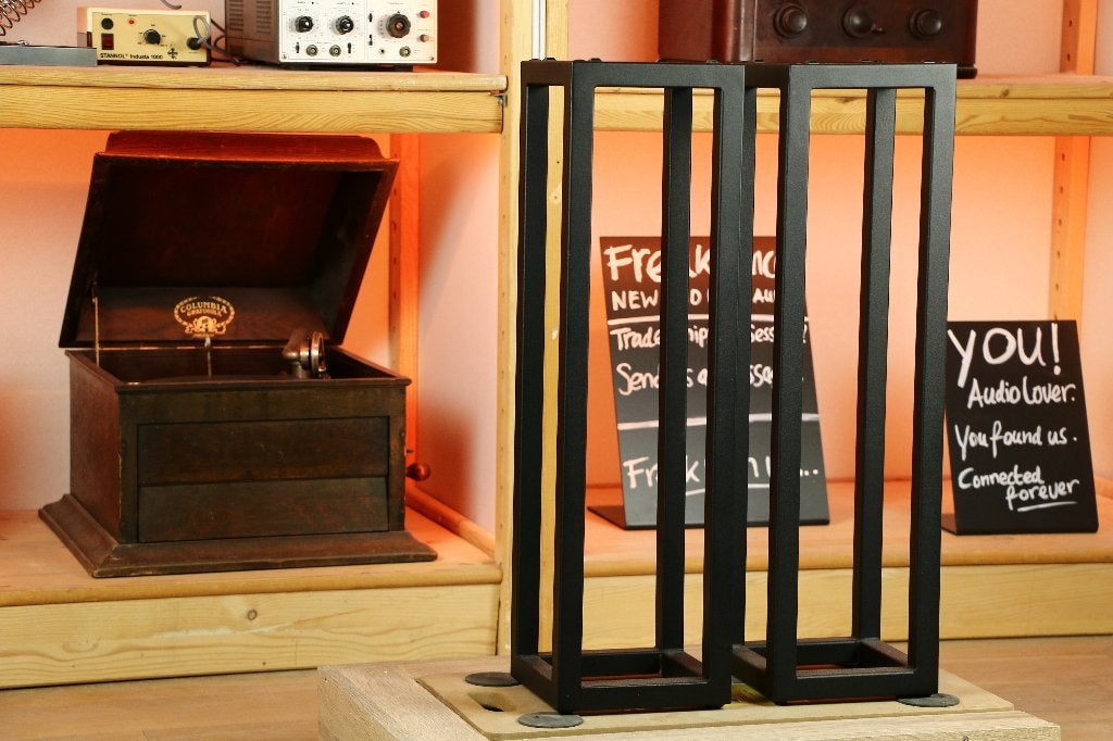 Custom Design Fishtank for P3/SHL5 Harbeth. Ander type?, Overige merken, Custom Design, Unit 10, Airport Industrial Estate, Kingston Park, Newcastle upon Tyne, NE3 2EF, United Kingdom