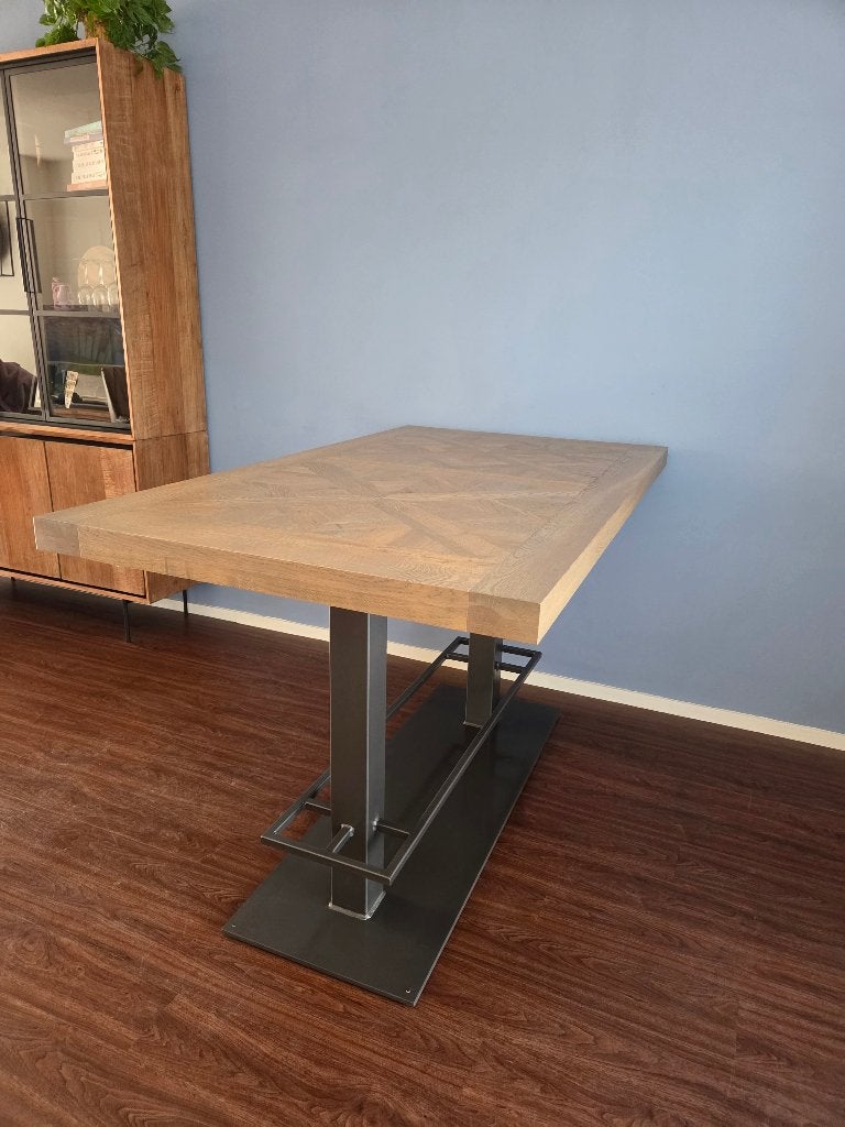 Robuuste Eikenhouten Bartafel, 160x90, Per direct ophalen, Ophalen, Gebruikt, 50 tot 100 cm, 150 tot 200 cm