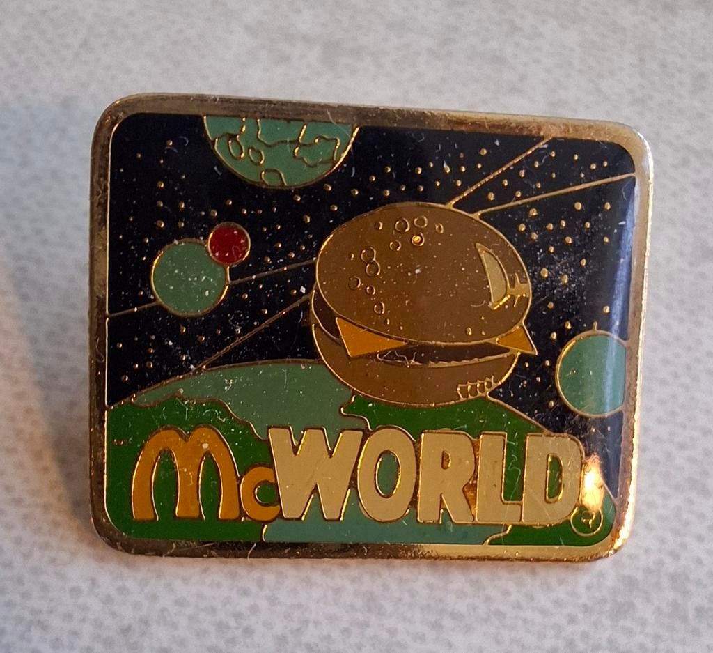 Zeldzame McDonalds pins uit begin jaren '90, Verzamelen, Speldjes, Pins en Buttons, Ophalen of Verzenden, Overige onderwerpen