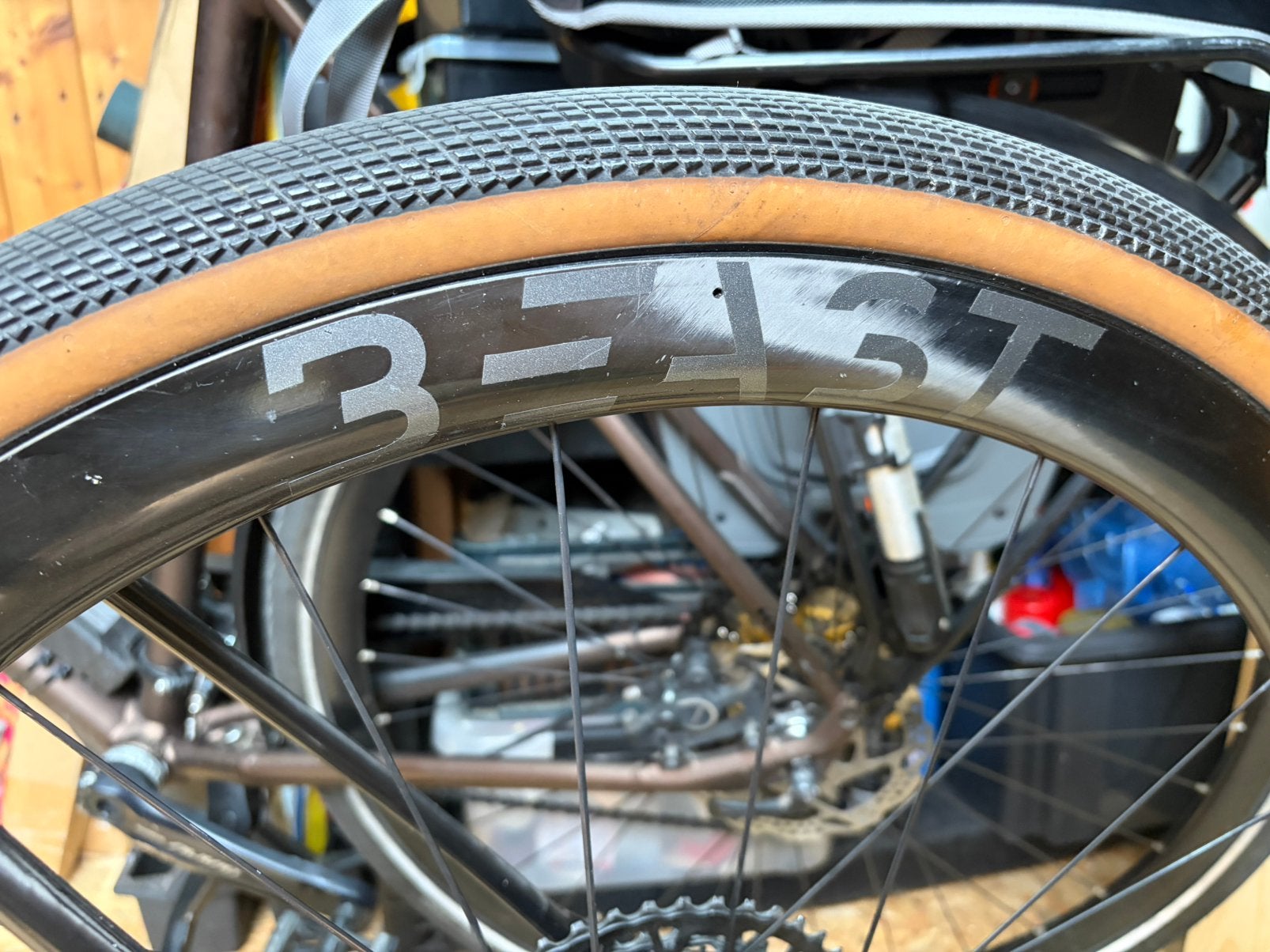 Beast  GR40 Carbon Gravel wielset DT Swiss 240 XDR, Fietsen en Brommers, Ophalen of Verzenden, Zo goed als nieuw, Carbon