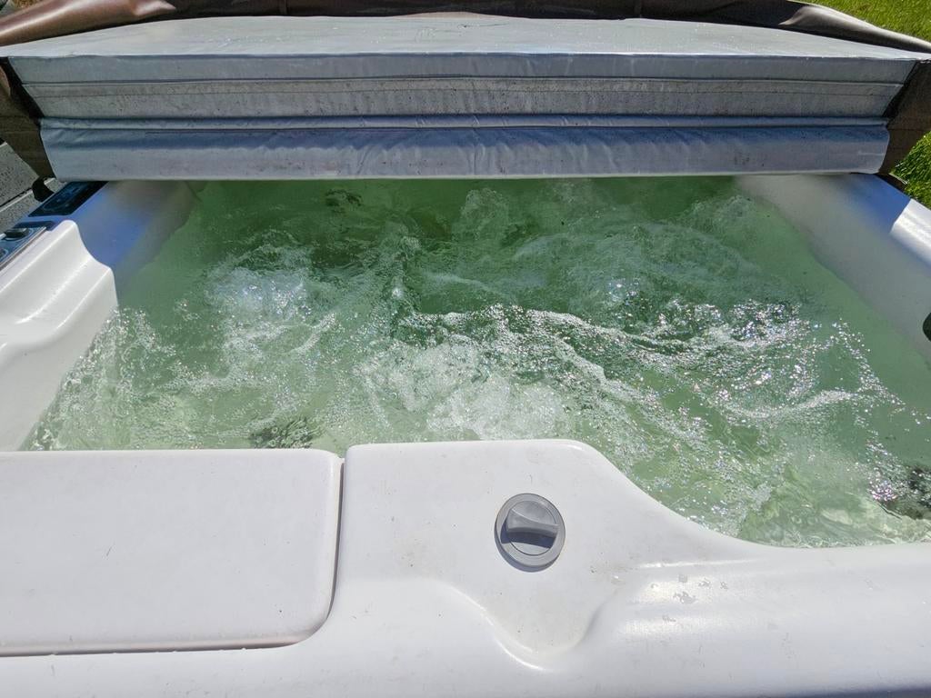 Inruil spa jacuzzi werkt naar behoren., Ophalen, Gebruikt, Pomp, Vast