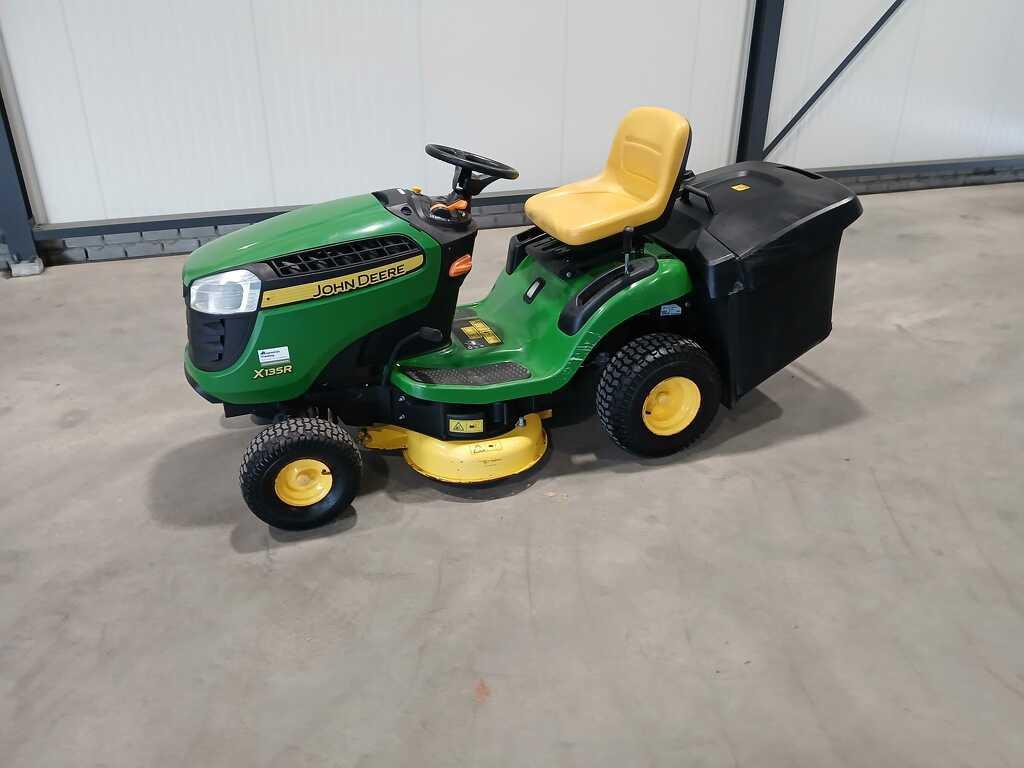 John Deere zitmaaier, John Deere, JDFCustomerSupport@JohnDeere.com, John-Deere-Strasse 169190
Walldorf, DE, John Deere