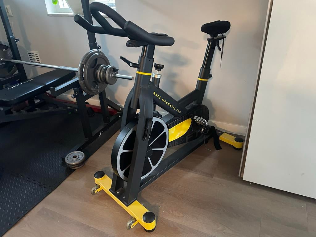FitBike Race Magnetic Pro Spinningfiets, Sport en Fitness, Ophalen, Spinningfiets, Zo goed als nieuw, Metaal