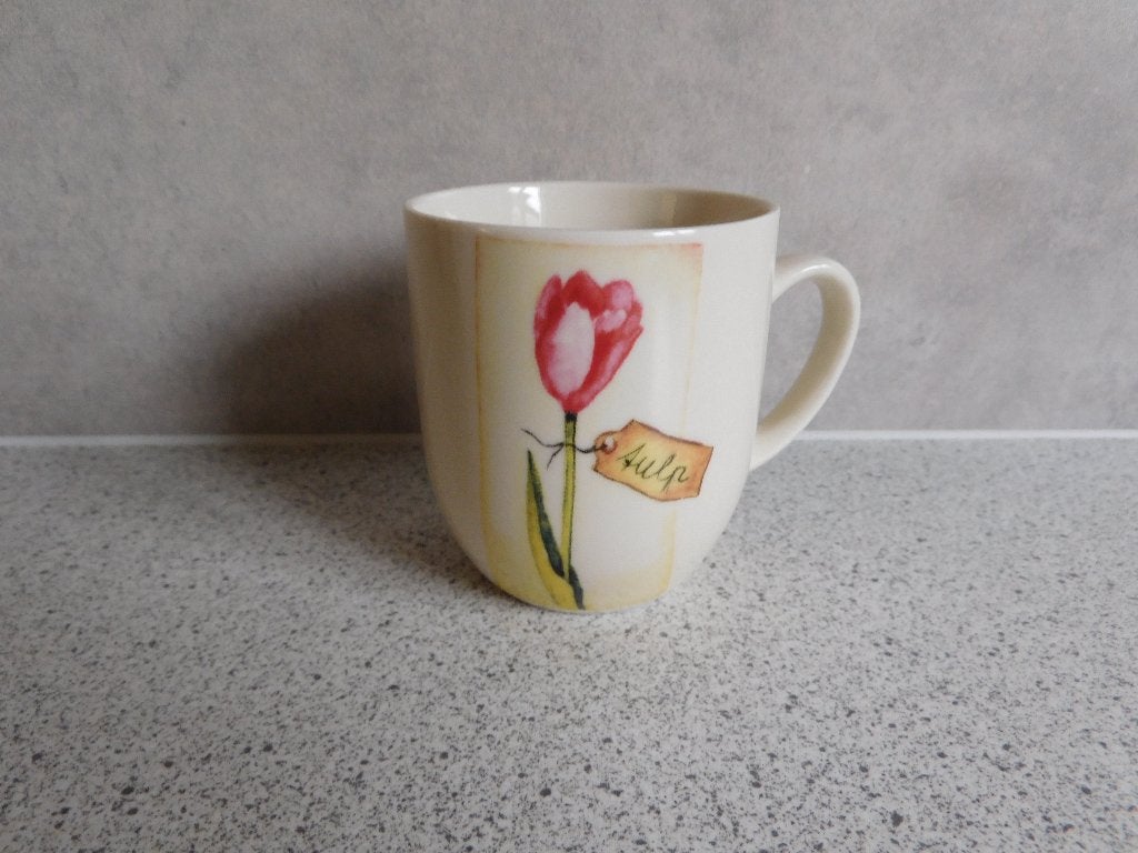 Mok 150 ml. Tulp TS, Ophalen of Verzenden, Zo goed als nieuw, Overige stijlen, Kop(pen) en/of Schotel(s)