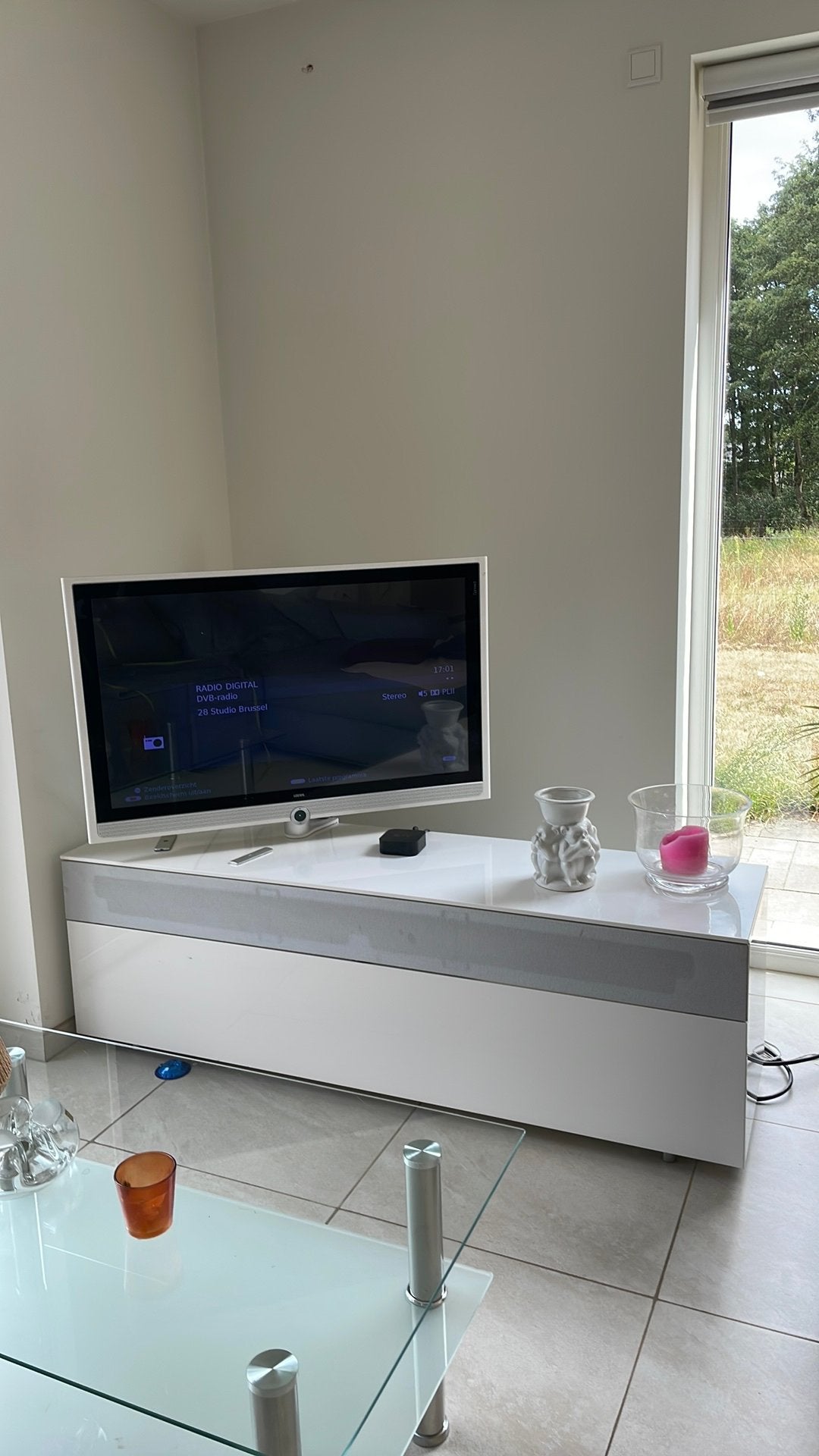 Loewe connect tv+ loewe meubel, Ophalen, Kunststof, Gebruikt, Minder dan 100 cm