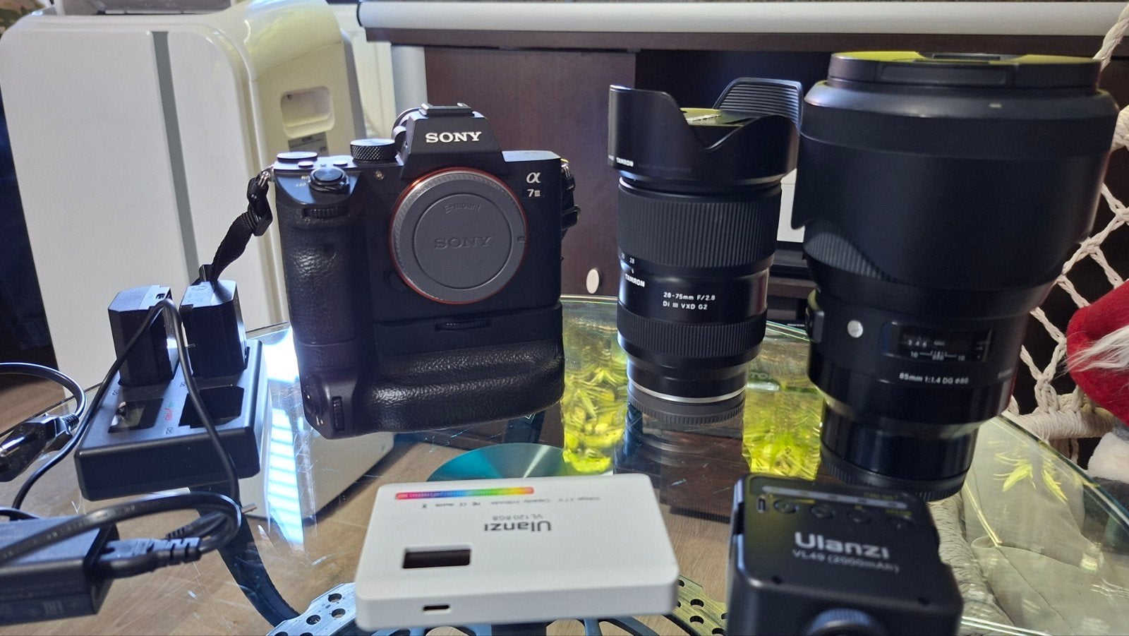 Sony Alpha A7 III met Tamron 28-75mm en Sigma 85mm, Spiegelreflex, Ophalen of Verzenden, Zo goed als nieuw, Sony