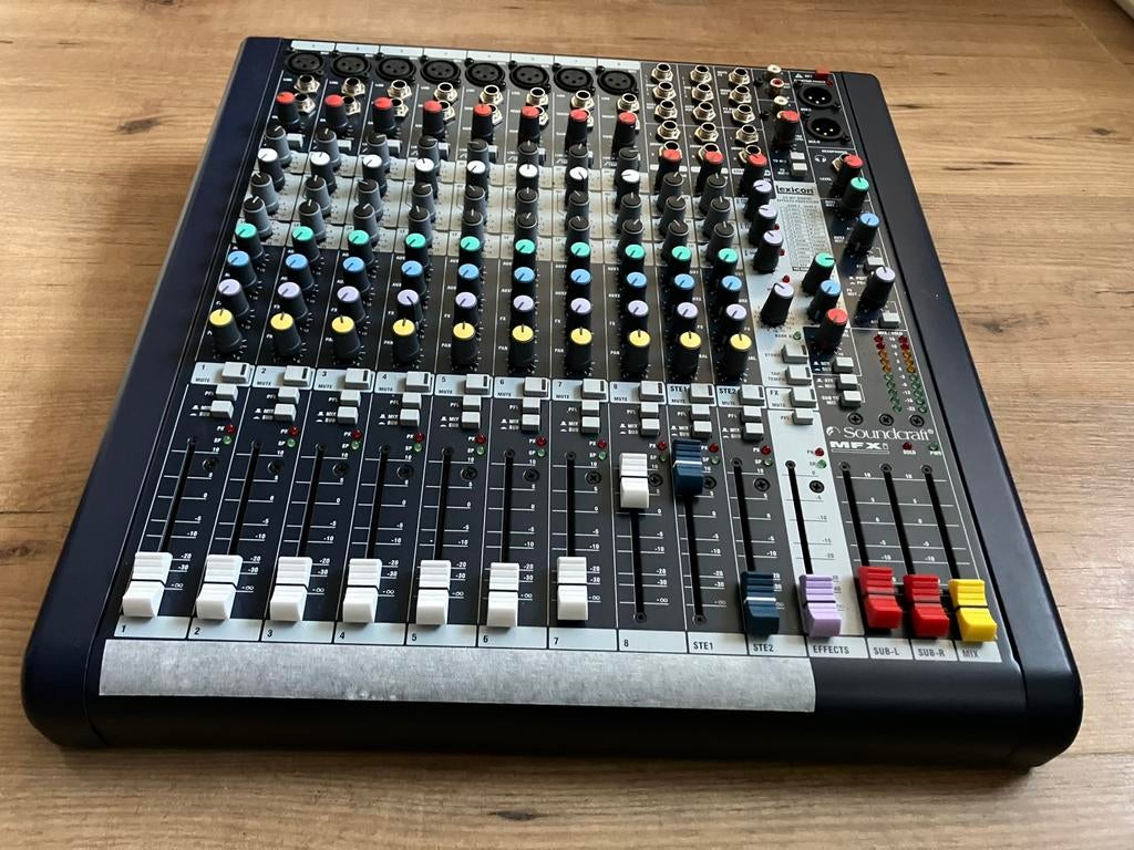 Soundcraft MFX8i, Muziek en Instrumenten, Mengpanelen, Zo goed als nieuw, 10 tot 20 kanalen, Ophalen of Verzenden