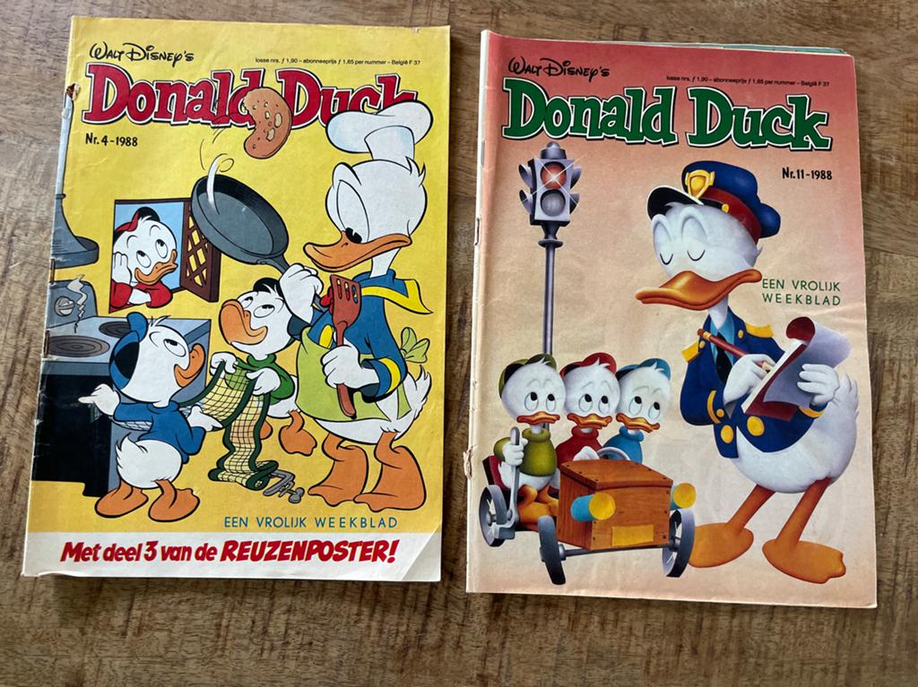 Donald Duck Weekblad - Nrs. 4 & 11 uit 1988, Ophalen of Verzenden, Gelezen, Overige typen