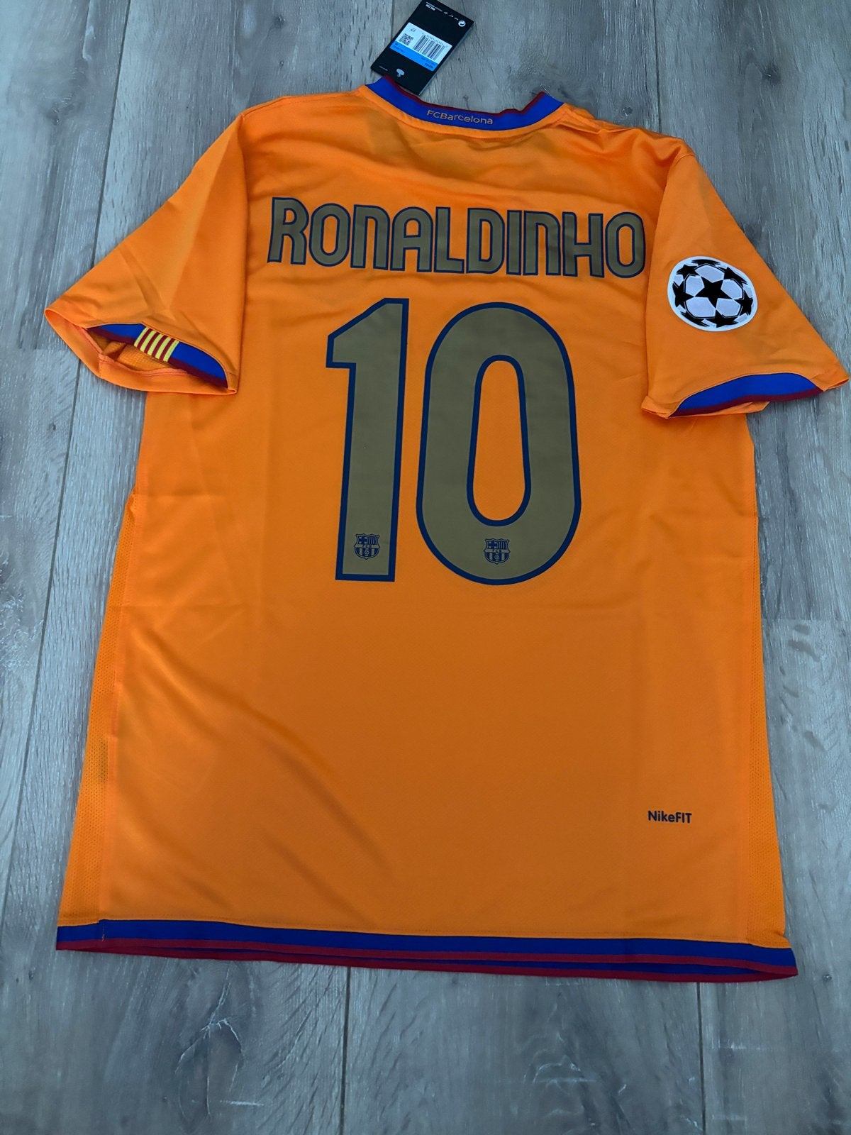 Ronaldinho #10 Barcelona shirt maat M, Maat M, Ophalen of Verzenden, Nieuw, Shirt