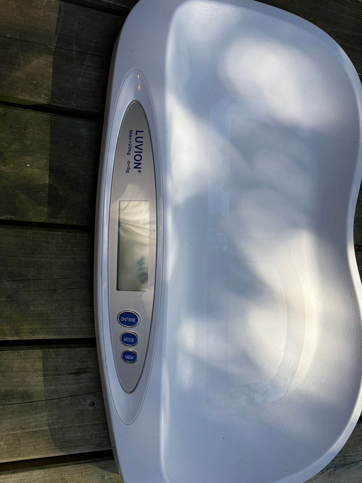 Luvion baby weegschaal, Ophalen, 1 tot 500 gram, Zo goed als nieuw, Personenweegschaal