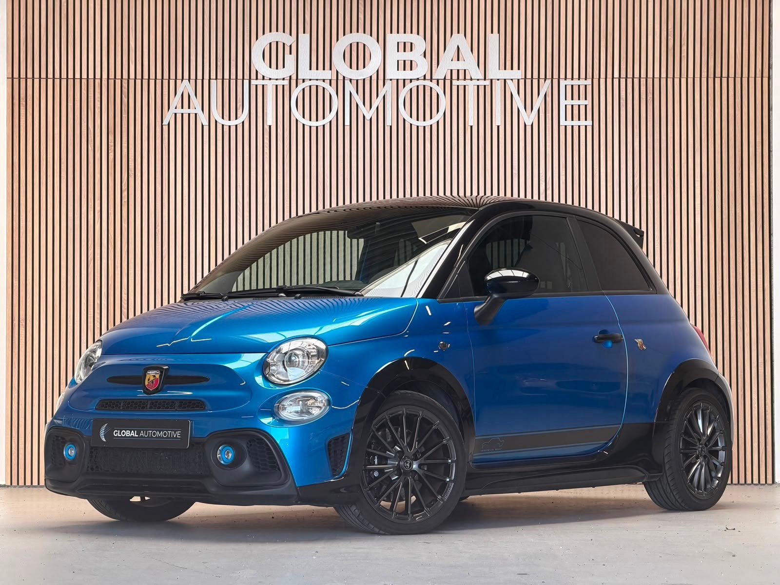 Abarth 695 Competizione Tributo 131 Rally - SABELT - BEATS -, Auto's, Voorwielaandrijving, Gebruikt, Zwart, 4 cilinders