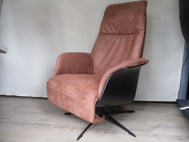 NIEUWSTAAT Hjort KNudsen relax fauteuil zwart leder rvs M, Ophalen, Zo goed als nieuw, Hout, 50 tot 75 cm