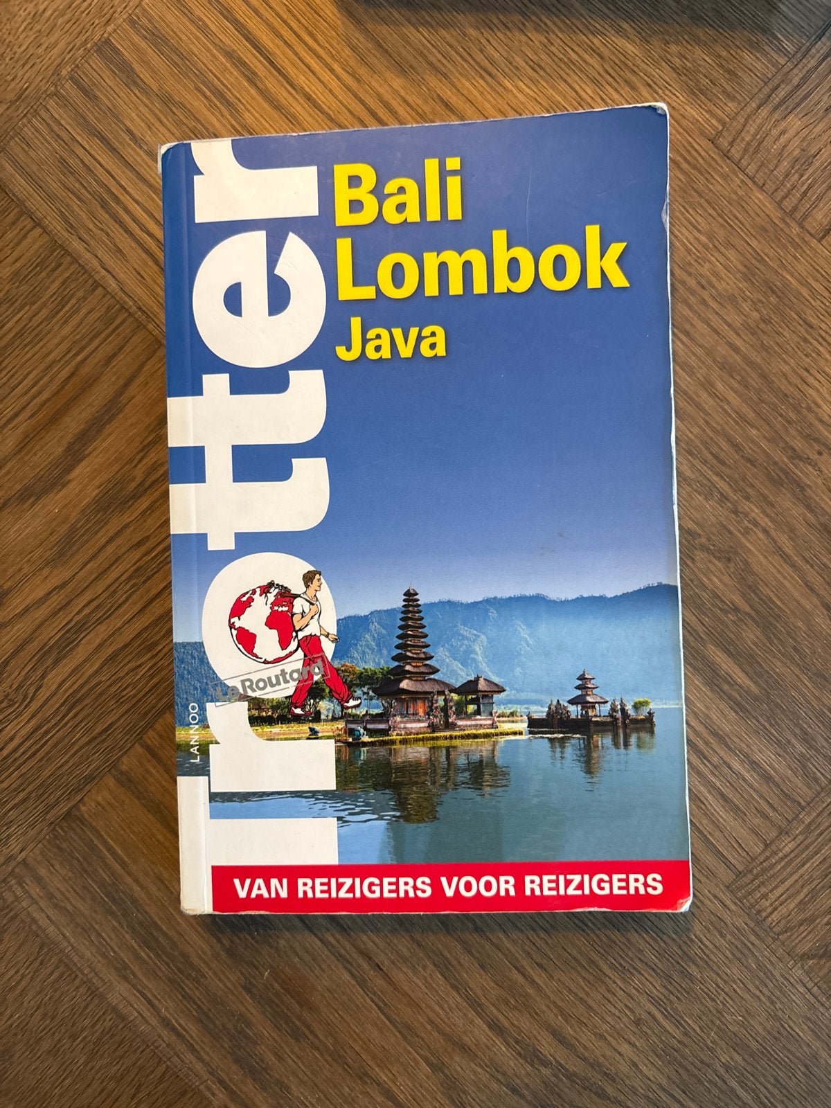 Trotter Reisgids Bali Lombok Java, Trotter, Budget, Ophalen of Verzenden, Zo goed als nieuw