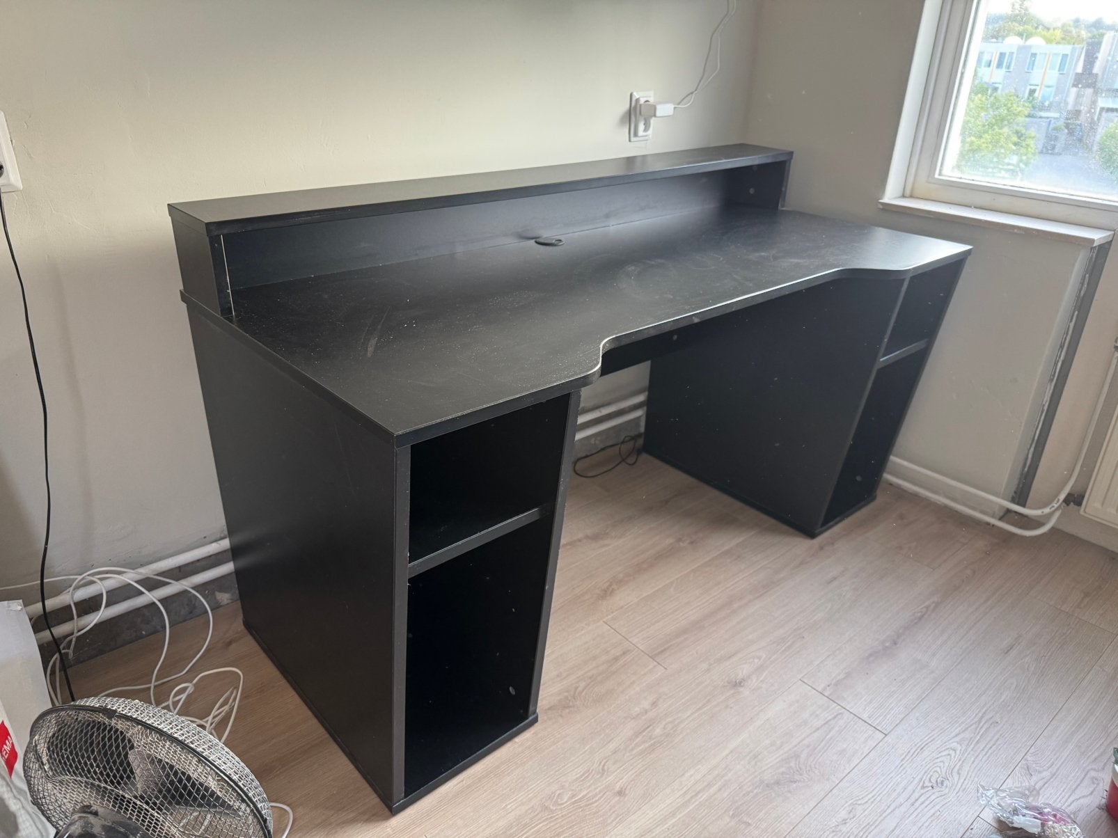 Groot zwart bureau ZSM WEG!!, Zwart, 160 cm, Gebruikt, Ophalen of Verzenden