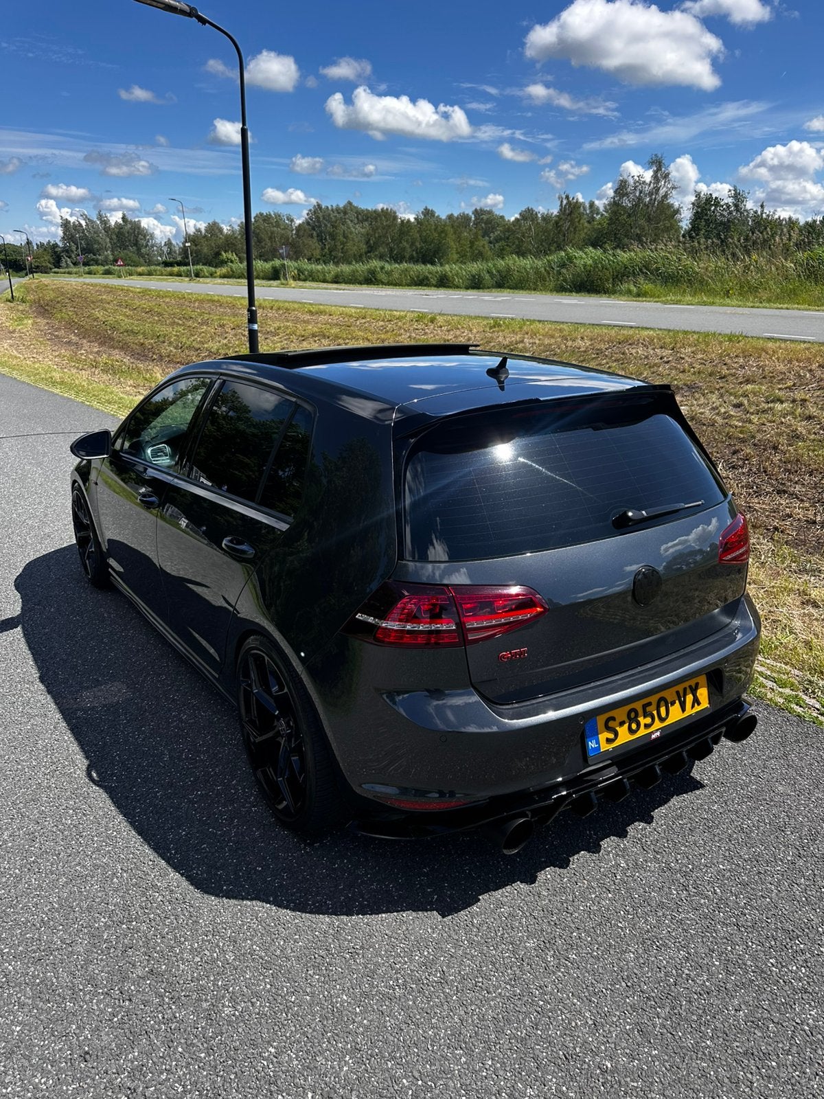 Volkswagen Golf 7 GTI DSG 2013, 1984 cc, Zwart, 690 kg, Particulier