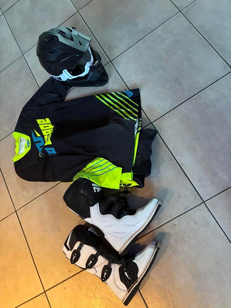 Raven crossmotor set, Motoren, Kleding | Motorhelmen, Ophalen, Tweedehands, Offroadhelm, Overige merken