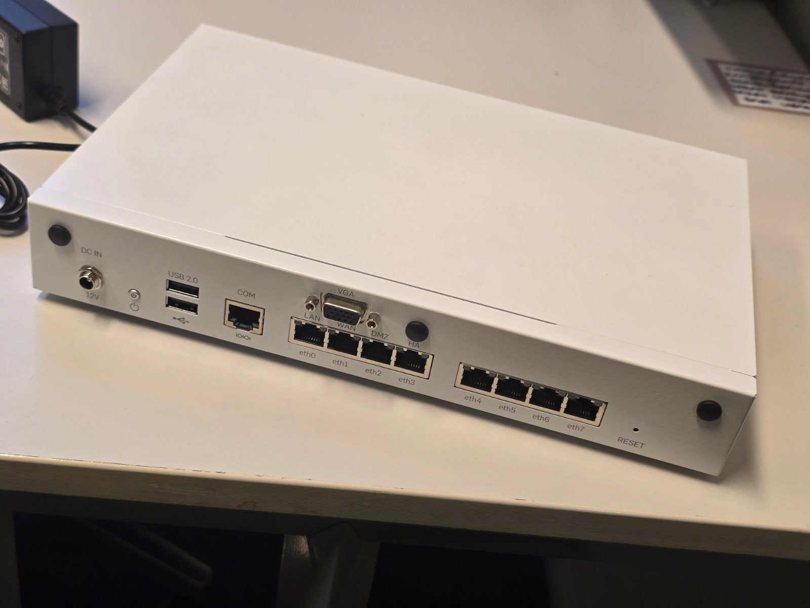 Sophos SG 135 Firewall - Perfecte Staat, Ophalen of Verzenden, Zo goed als nieuw, Router, Sophos