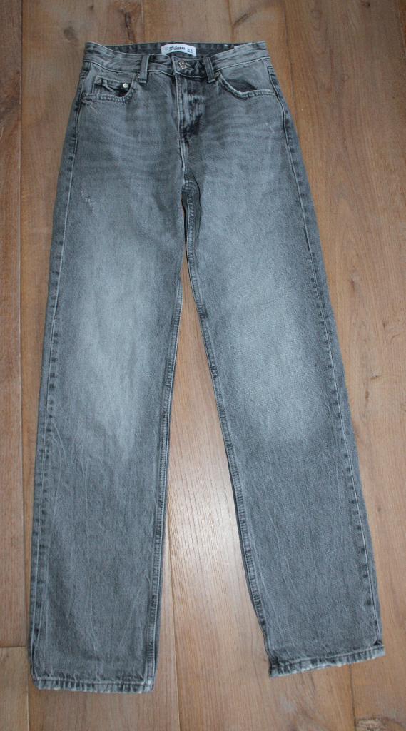 Spijkerbroek van Pull & Bear maat 32, Kleding | Dames, Ophalen of Verzenden, W27 (confectie 34) of kleiner, Pull & Bear, Grijs
