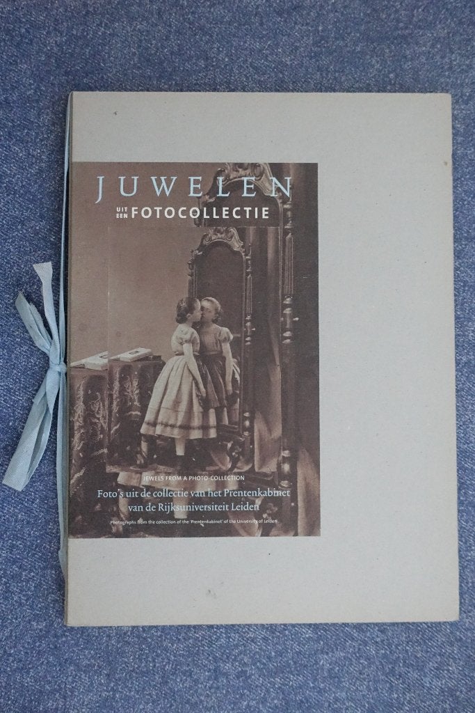 Juwelen uit een fotocollectie = Jewels from Photo-Collection, Ophalen of Verzenden, Zo goed als nieuw, Fotografen